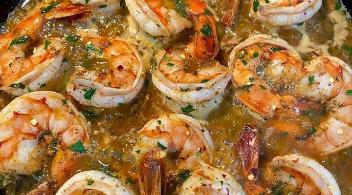 Jumbo Shrimp in Butter Garlic Sauce