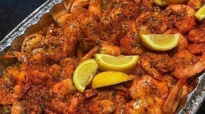 Simple Lemon Butter Baked Shrimp