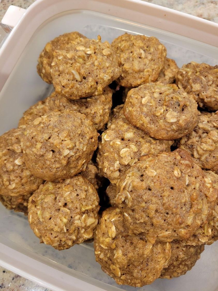 Fresh Apple Oatmeal Cookies