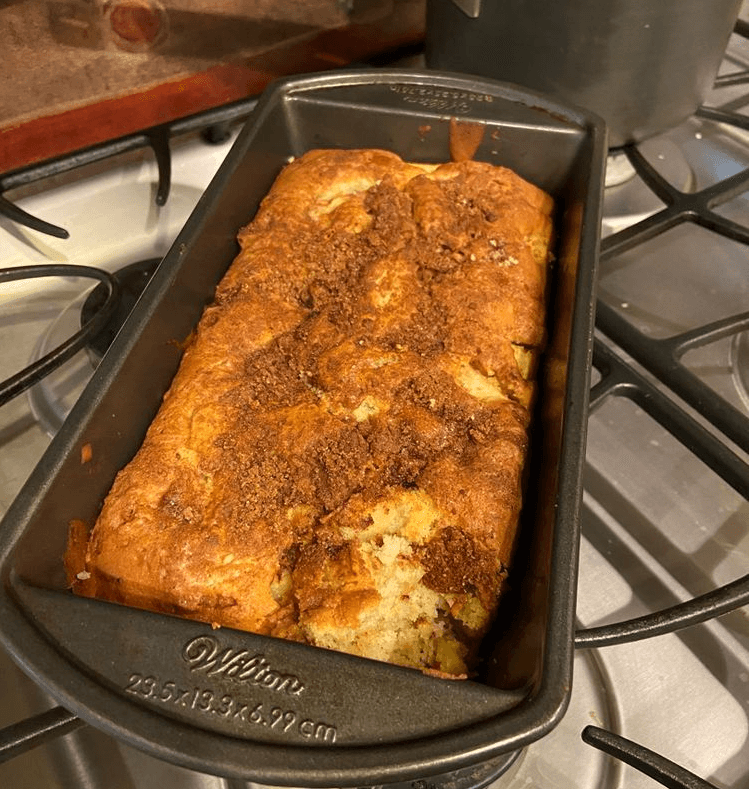 APPLE CINNAMON BREAD