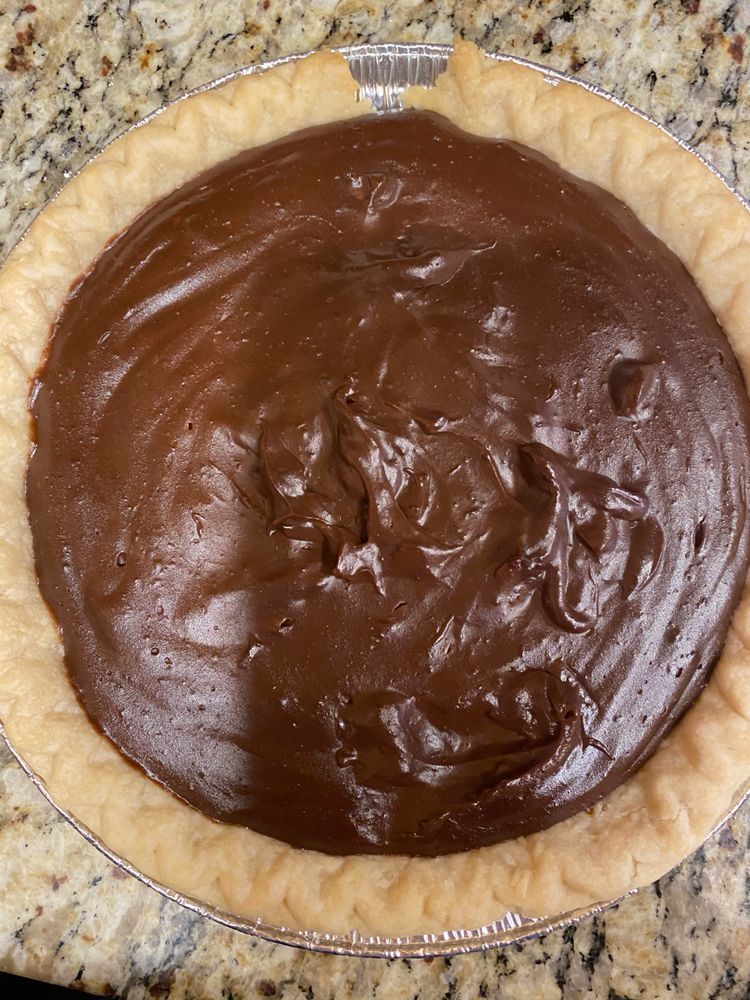 EASY GRANDMA’S CHOCOLATE PIE