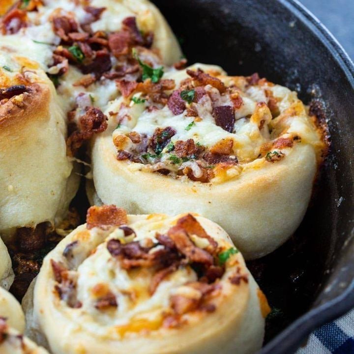 Bacon Stuffed Cheesy Garlic Rolls