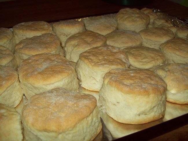 Buttermilk Biscuits With Cornmeal