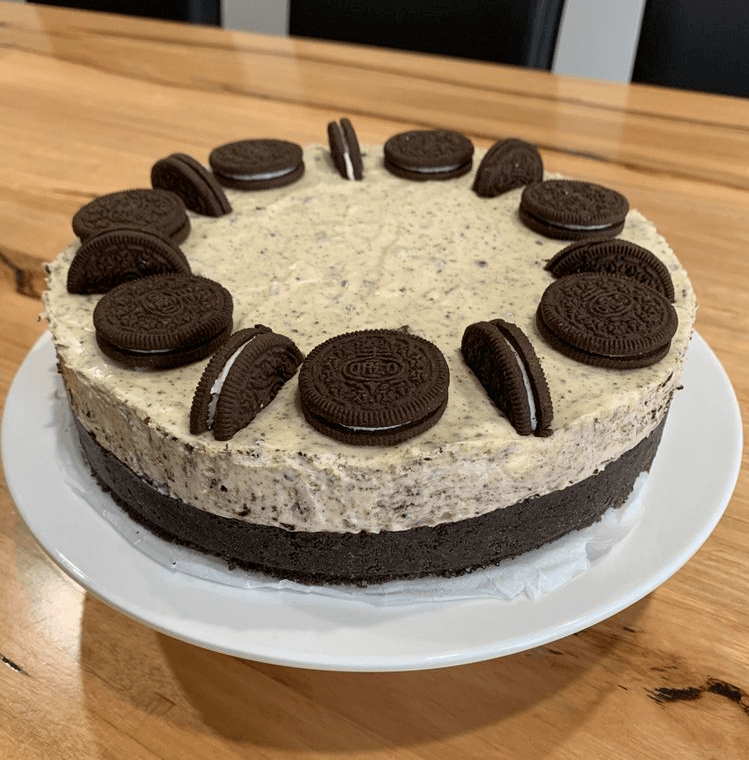 No Bake Oreo Cheesecake