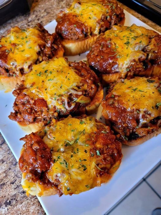 Garlic Toast Sloppy Joes