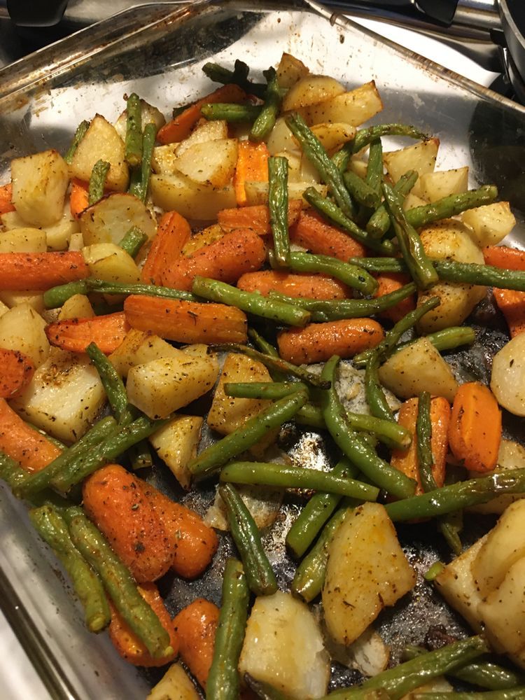 One Pan Oven Roasted Potatoes, Sausage, & Peppers