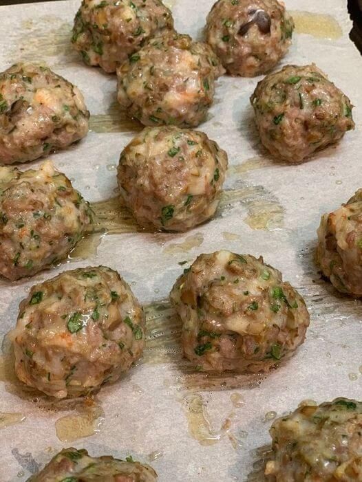 30 Minute Wonton Meatballs