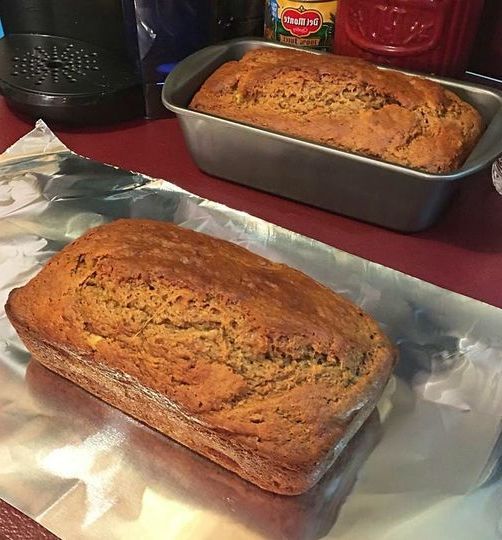 BANANA BREAD WITH HONEY & APPLESAUCE INSTEAD OF SUGAR & OIL