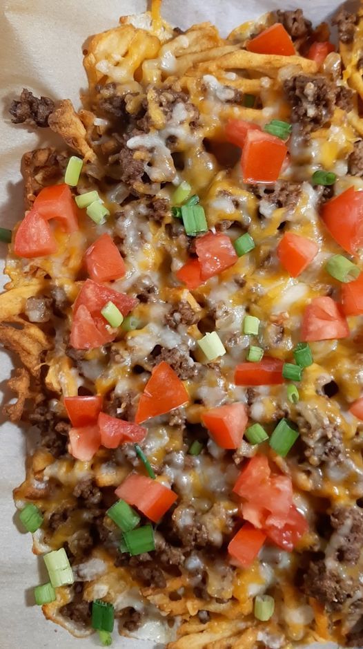 CHEESESTEAK TACO FRIES