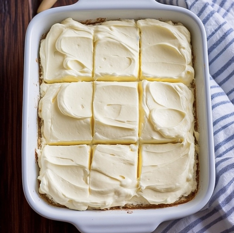 Banana Cream Cheesecake Bars