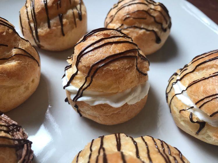 CREAM PIE CREAM PUFFS