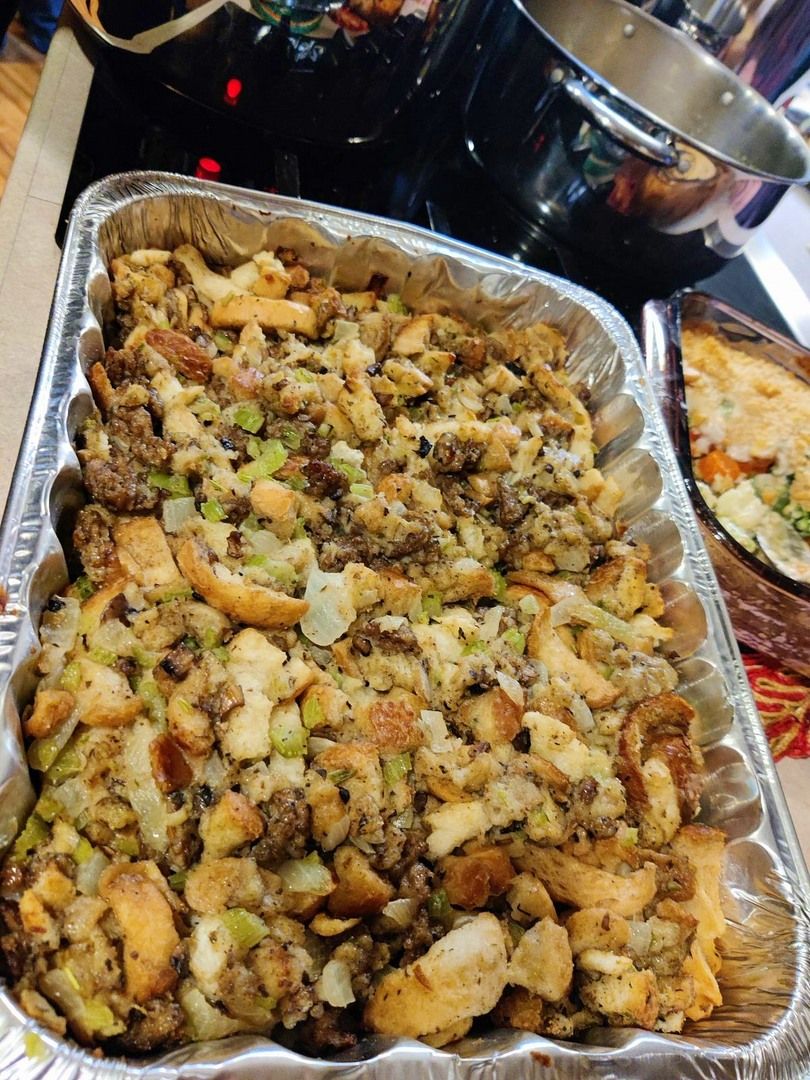 THE BEST THANKSGIVING STUFFING