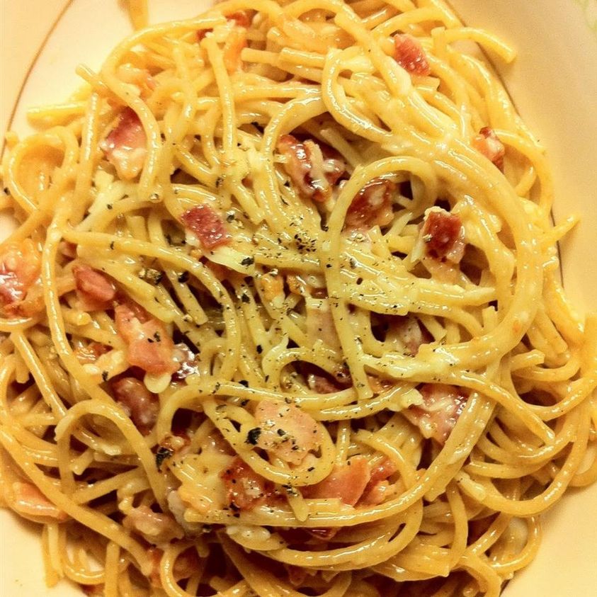 ITALIAN CARBONARA WITH BACON