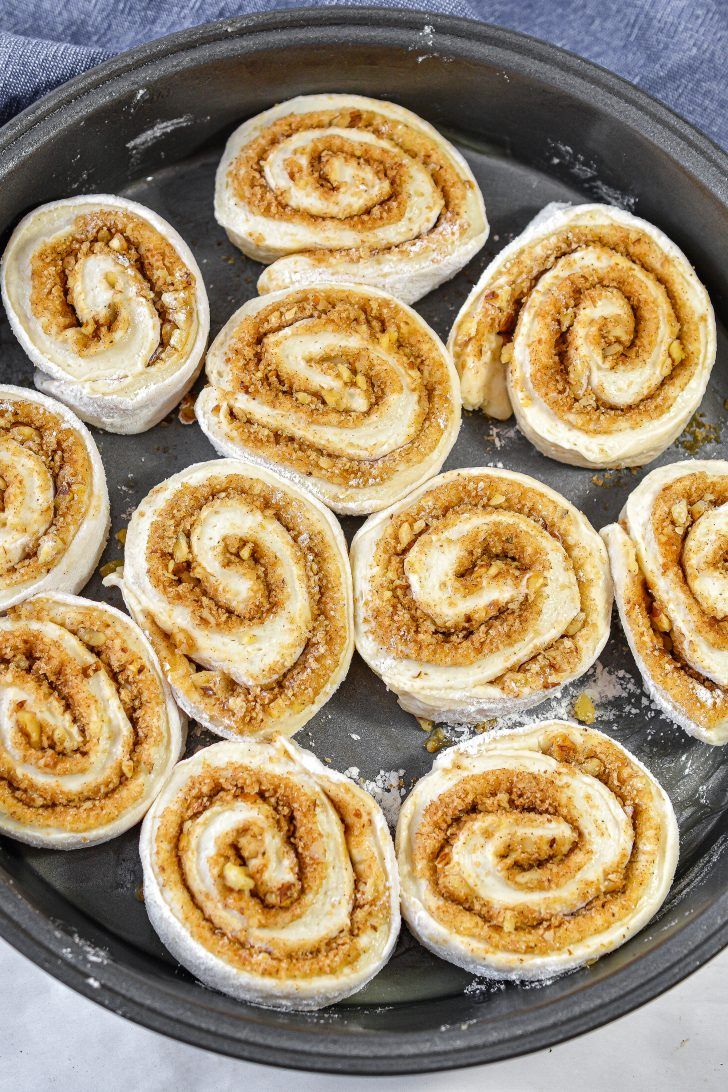 Astoundingly Easy Cinnamon Rolls