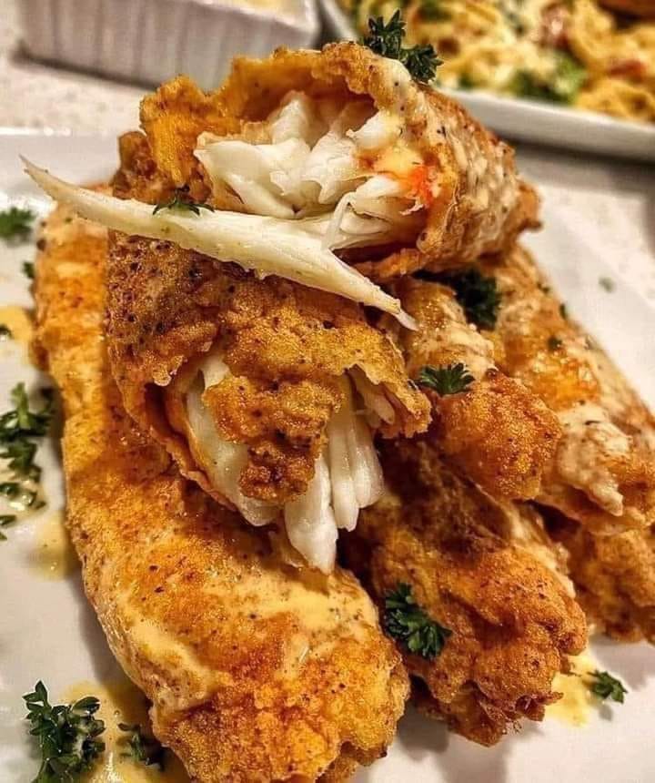 FRIED CRAB LEGS