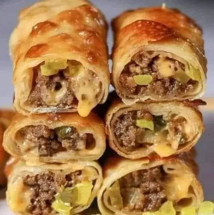 Easy Air Fryer Cheeseburger Egg rolls