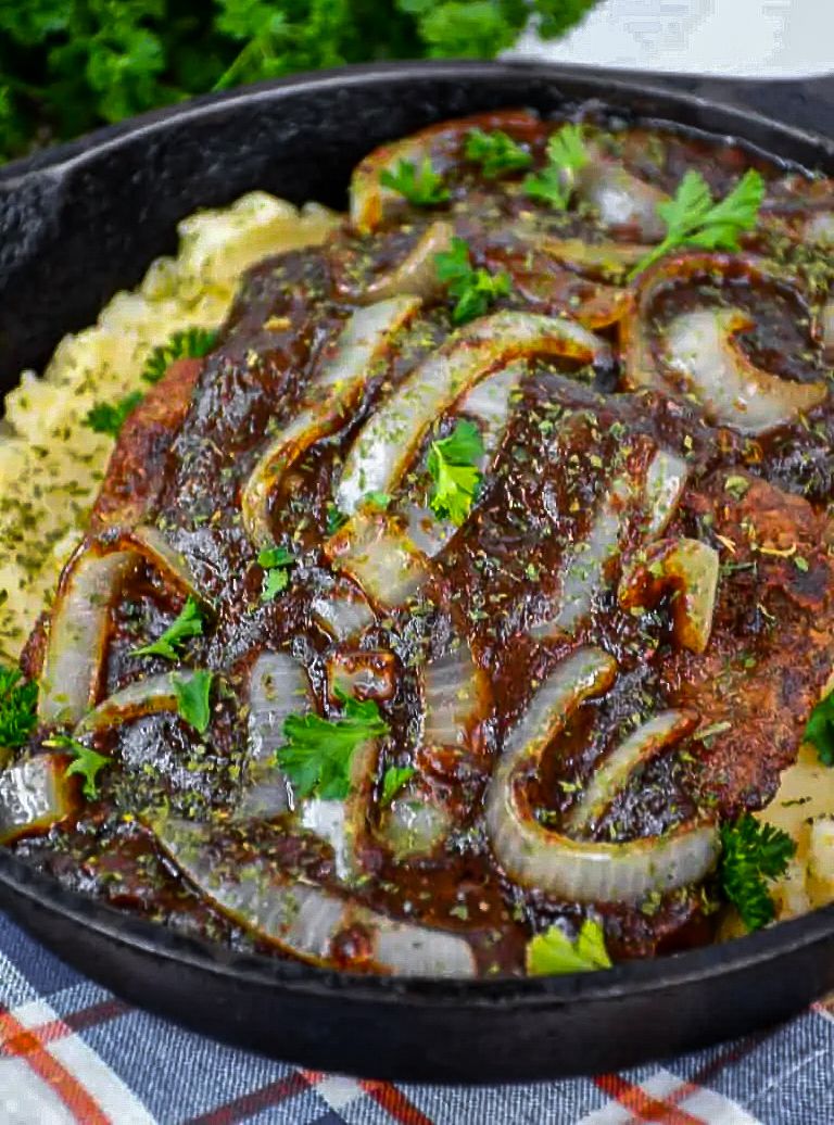 Cubed Steak with Onion Gravy