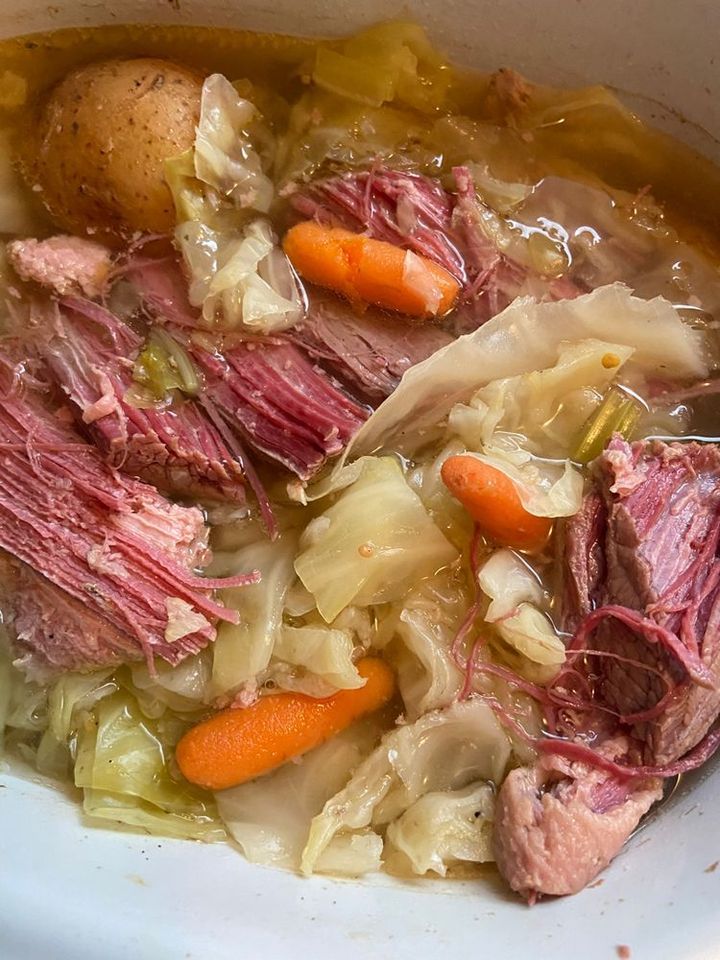 Instant Pot Corned Beef & Cabbage