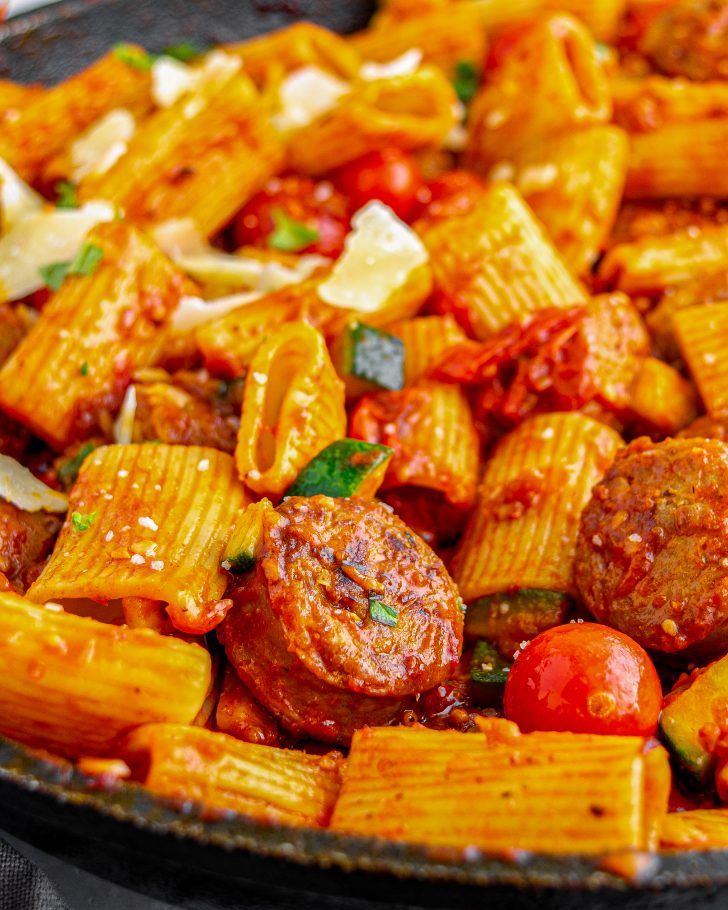 Rigatoni with Sausage, Tomatoes and Zucchini