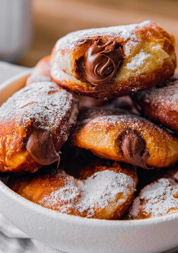 Italian Bomboloni