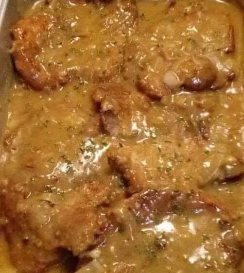 Smothered Meat Chops