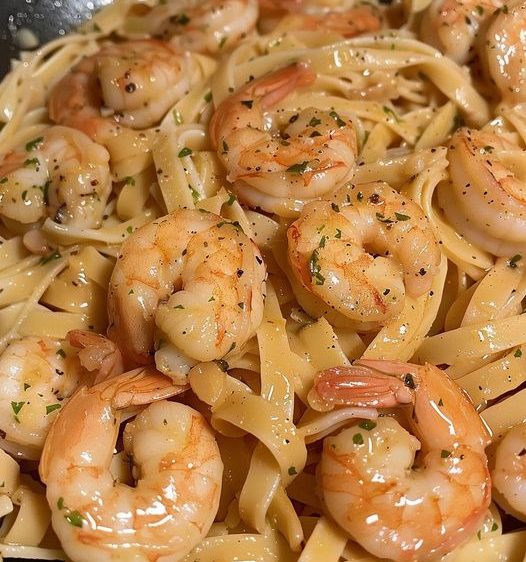 Garlic Shrimp Pasta