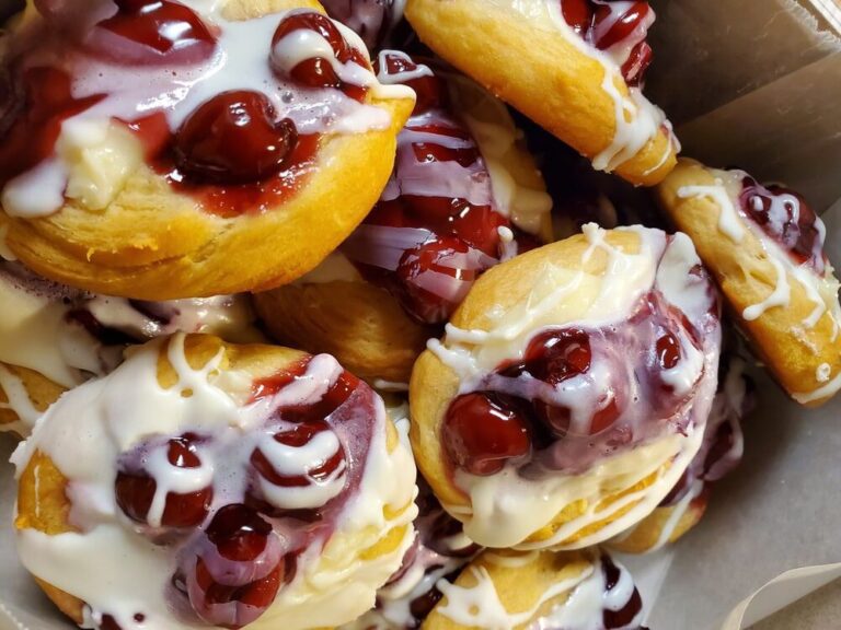 EASY CHERRY DANISH