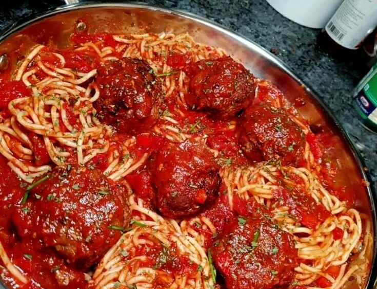 Baked Spaghetti & Meatballs