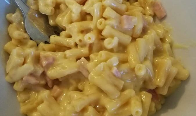 Slow Cooker Mac and Cheese